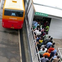 Apakah Mobil Kedutaan Asing Masuk Busway Ditilang? Ini Kata Polisi