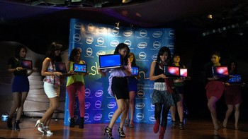     Ketiga laptop yang dirilis tersebur termasuk jajaran Inspiron dan Vostro. Sistem operasinya pun berbeda-beda, ada yang menggunakan Windows 8 dan ada juga yang memakai Ubuntu.
