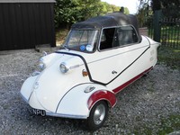 Mobil klasik Messerschmitt KR200 akan menjadi perhatian seluruh pecinta mobil klasik dunia pada 30 November 2013 besok. Dimana mobil klasik pernikahan ini akan memasuki rumah lelang Historics di Surrey Brooklands, Inggris.