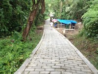 Tidak ada pungutan biaya untuk objek wisata baru ini. Turis yang datang bisa langsung masuk dan menapakkan kaki di deretan tangga (Putri/detikTravel)