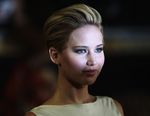 Berambut Pendek, Jennifer Lawrence Tetap Mempesona
