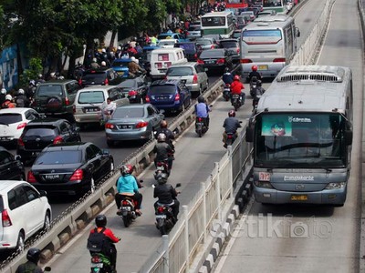 Jokowi Janji Perbaikan Layanan Busway