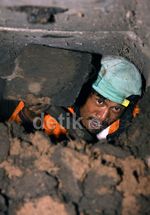 Gorong-gorong di Rasuna Said Dibersihkan