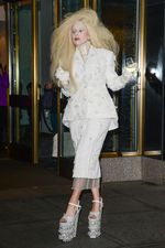 High Heels Mutiara Lady Gaga