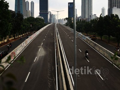Pembangunan JLNT Casablanca Belum Rampung