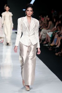 Jakarta, Indonesia - 21 Oktober. Lusiana Liauw L7. Jakarta Fashion Week 2014 at Senayan City. 21 Oktober 2013. Jakarta. [Foto: Mohammad Abduh/Wolipop]