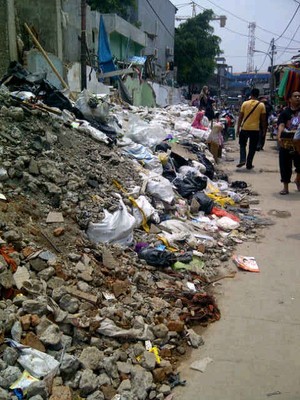 Jangan Buang Sampah Sembarangan! Ini Aturan Denda Rp 500 Ribu