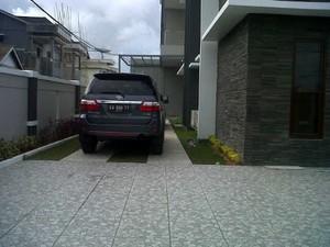 Fortuner yang Disita KPK di Rumah Akil di Pontianak Dititipkan ke Rupbasan