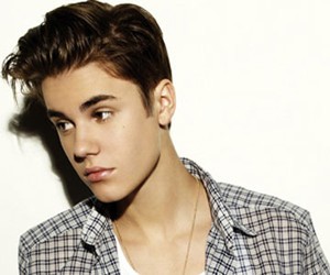 Menginjak Bendera Argentina Saat Konser, Justin Bieber Diprotes