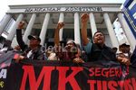 Aksi Menolak Pilkada Ulang Kota Tanggerang