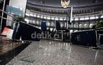 Sidang MK Ricuh, Ruang Sidang Dirusak