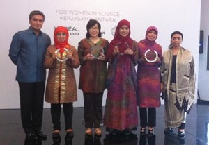 LOreal Beri Penghargaan Pada 4 Perempuan Peneliti di Bidang Sains