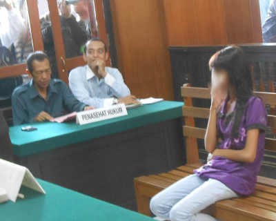 Siswi SMP Jadi Mucikari Jalani Sidang Perdana