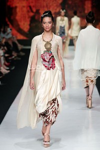 Jakarta, Indonesia - 21 Oktober. Era Soekamto The 1421. Jakarta Fashion Week 2014 at Senayan City, 21 Oktober 2013. Jakarta. [Foto: Mohammad Abduh/Wolipop]