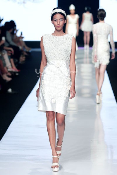 Jakarta, Indonesia - 21 Oktober. Barli Asmara Royal Embroidery. Jakarta Fashion Week 2014 at Senayan City. 21 Oktober 2013. Jakarta. [Foto: Mohammad Abduh/Wolipop]