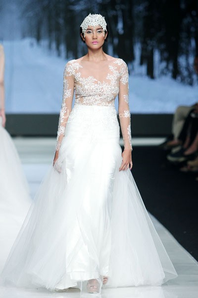 Jakarta, Indonesia - 21 Oktober. Sisca Tjong Neo mythologizm. ESMOD Jakarta. Jakarta Fashion Week 2014 at Senayan City. 21 Oktober 2013. Jakarta. [Foto: Mohammad Abduh/Wolipop]