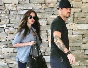 Ini Penampilan Terbaru Megan Fox Saat Hamil Anak ke-2