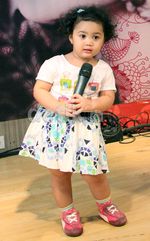 Lucunya Amora Ikut Nyanyi Bareng KD