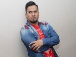 Saipul Jamil Casual Berkemeja Denim