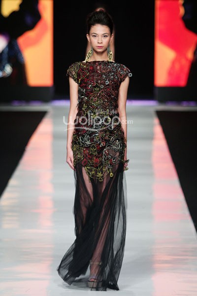 Jakarta, Indonesia - 21 Oktober 2013. Mel Ahyar Couture Collection. Jakarta Fashion Week 2014 at Senayan City. Jakarta. [Foto: Mohammad Abduh/Wolipop]