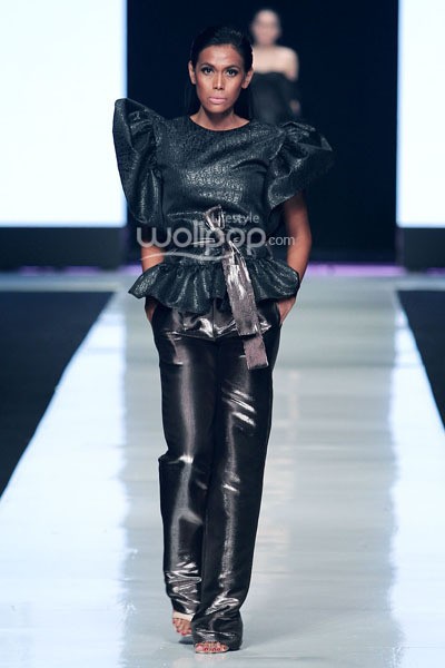 Jakarta, Indonesia - 21 Oktober. Yogie Pratama. Jakarta Fashion Week 2014 at Senayan City. 21 Oktober 2013. Jakarta. [Foto: Mohammad Abduh/Wolipop]