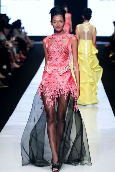 Jakarta, Indonesia - 21 Oktober. Danny Satriadi Artistry. Jakarta Fashion Week 2014 at Senayan City. 21 Oktober 2013. Jakarta. [Foto: Mohammad Abduh/Wolipop]