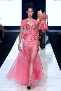 Jakarta, Indonesia - 21 Oktober. Danny Satriadi Artistry. Jakarta Fashion Week 2014 at Senayan City. 21 Oktober 2013. Jakarta. [Foto: Mohammad Abduh/Wolipop]