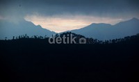 Kawasan ini memiliki suhu udara rata-rata 15-19 derajat celsius.