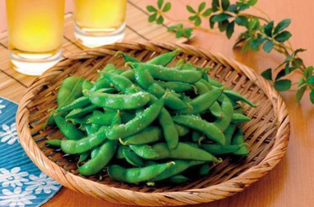 Inilah Alasannya, Sushi Dimakan dengan Wasabi dan Bir Dinikmati dengan Edamame