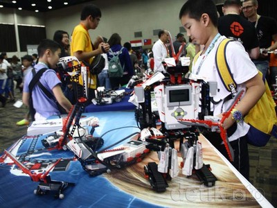Tim Indonesia Bersaing di Olimpiade Robot Dunia