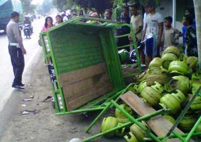Gerobak Tabung Elpiji Terguling, Satu Orang Tewas