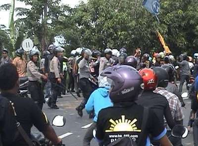 Konvoi Perguruan Silat Saling Lempar Batu, Polisi Amankan 6 Provokator