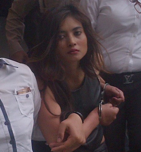 Sopir Taksi: Dalam Tas Novi Ada Obat Tablet, Dompet, BB dan iPhone