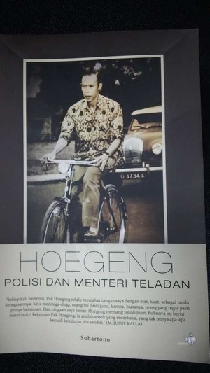 Kisah Jenderal Hoegeng yang Tak Mau Dikalahkan Datang Paling Pagi