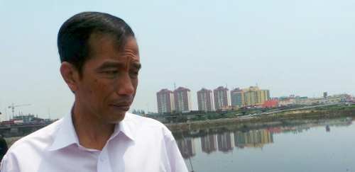  Jokowi Perintahkan Normalisasi Waduk Rawa Lindung di Petukangan