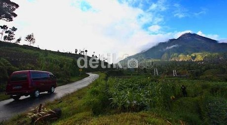 PVMBG: Letusan Merapi Normal karena Dampak Musim Hujan