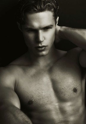 Brett Kallio (dok. Deon Jackson)