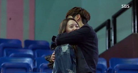 Momen-momen Mesra Krystal f(x) dan Minhyuk CNBlue di Heirs Momen-momen Mesra Krystal f(x) dan Minhyuk CNBlue di Heirs