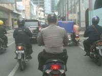 Foto diambil di jalan Perdana Medan arah Lapangan Benteng, Medan. (Foto Afahri).