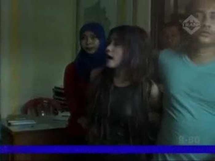 Novi Amelia Ngamuk dan Berteriak di Polsek