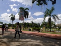 Taman ini menjadi lokasi nongkrong favorit warga Manila, sekaligus destinasi wisata unggulan bagi turis. Di taman inilah pahlawan nasional Filipina, Dr Jose Rizal, dieksekusi pada 1896. Kematian Jose Rizal membuahkan revolusi warga Filipina melawan penjajahan Spanyol (Sastri/detikTravel)