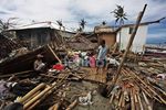 Kampung Dumolog Hancur Diterjang Haiyan