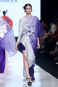 Jakarta, Indonesia - 22 Oktober. Agnes Budhisurya Peony. Jakarta Fashion Week 2014 at Senayan City. Jakarta. [Foto: Mohammad Abduh/Wolipop]