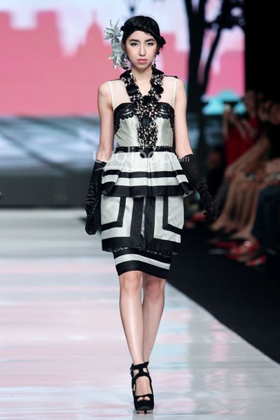 Jakarta, Indonesia - 22 Oktober. Gregorius Vici Spirit of Springs. Jakarta Fashion Week 2014 at Senayan City. 22 Oktober 2013. Jakarta. [Foto: Mohammad Abduh/Wolipop]