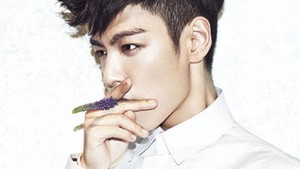 T.O.P dari Big Bang Resmi Membintangi Film Tazza 2