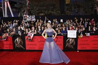 Lewat gaunnya tersebut, Jennifer Lawrence sukses mencuri perhatian di red carpet. REUTERS/Mario Anzuoni.