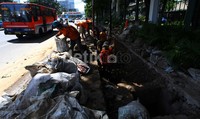 Salah satunya gorong-gorong di kawasan Gambir.