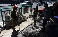 Hal ini dilakukan guna mengantisipasi banjir saat hujan turun.