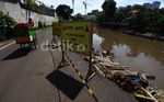 Jalan Inspeksi Ciliwung Lama Longsor