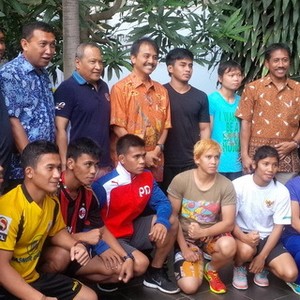 Kunjungi Tempat Latihan, Menpora Beri Motivasi dan Dengar Keluhan Para Atlet